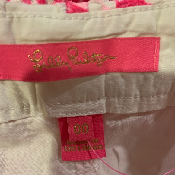 Lilly Pulitzer, Kelly Lace shorts, Pink and White - Picture 2 of 6